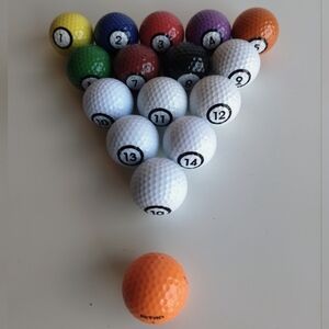 Club Champ Golfer's 16 Billard Style Golf Balls